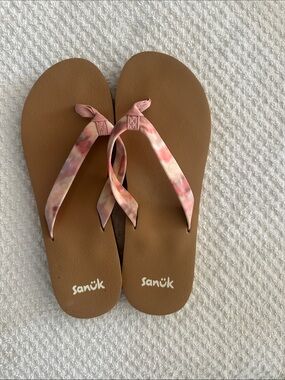 Sanuk Brown Sandals with Pink Tie-Dye Straps